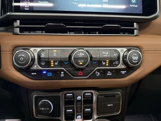 Jeep Wrangler Unlimited 4xe 380 Sahara PHEV | FACELIFT | EL. STOELEN / 41