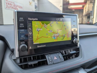 Toyota RAV4 2.5 Plug-in Hybrid AWD Style TREKHAAK ELEK. ACHTERKLEP STUUR- STOELVERWARMING / 20