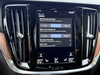 Volvo V60 2.0 T6 Recharge AWD Inscription  | Trekhaak | Pano | LED | Keyless | Adapt. Cruise | Apple/Android | Four C / 59