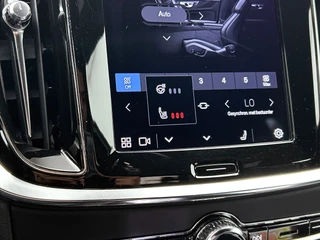 Volvo V60 2.0 T6 Plug-in hybrid AWD Plus Dark Automaat | Adaptive Cruise | Stoel/Stuurverwarming | Leder | Camera | CarPlay | BTW / 22