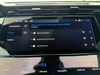 Peugeot 308 SW 180pk Plug-in Hybrid GT (Elektrisch Schuifdak - Elektrische Klep - Leder/Alcantara incl Stoelverwarming/ geheugen - 360gr Camera - Adaptieve Cruise Controle - Parkeersensoren V+A - LED - Keyless Entry) / 39