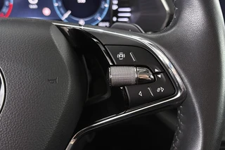 Skoda Octavia Combi 1.4 TSI iV PHEV Business Edition Keyless Apple CarPlay 17" / 39