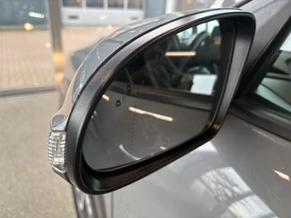 Hyundai Kona 1.6 GDi HEV Fashion Automaat  KRELLAUDIO/CAMERA/DODEHOEK/KEYLESS/NAVI/HUD/ADAPT.CRUISE / 15