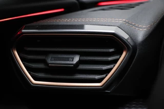 CUPRA Formentor 1.5 TSI e-Hybrid Business | NIEUW | ECLIPSE PACK | MATRIX LED | STUURVERWARMING | DAB | APPLE | CAMERA | 19" / 35
