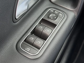 Mercedes-Benz A-Klasse BWJ 2020 180 136 PK Luxury Line AUTOMAAT  TREKHAAK | STOELVERW. | FULL LED | CAMERA | CARPLAY + ANDROID |  NAVI | CLIMA | CRUISE | LMV | PDC / 10