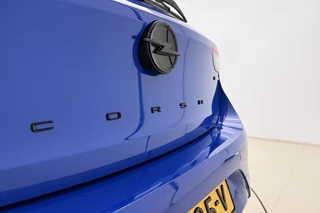 Opel Corsa 1.2 Turbo Hybrid GS 145 | Achteruitrijcamera | 17'' lichtmetalen velgen | Navigatie | Privacy Glass / 4