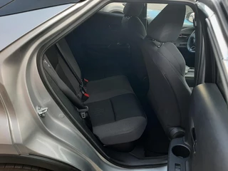 Toyota C-HR 1.8 Hybrid 140 Dynamic BLIND-SPOT APPLE/ANDROID NAVI KEYLESS PARK-SENSOREN LM-VELGEN AD-CRUISE CAMERA / 28
