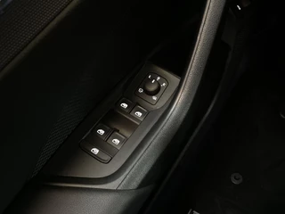 Škoda Octavia Combi 1.0 e-TSI DSG Business Edition Plus Camera Navigatie Adaptive Cruise DAB+ / 27