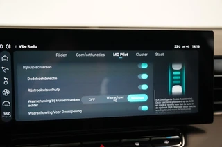 MG HS MG PHEV 1.5 Luxury  Treeplanken electrische klep 360 camera 24 Maanden garantie* (Vraag naar de voorwaarden) / 19