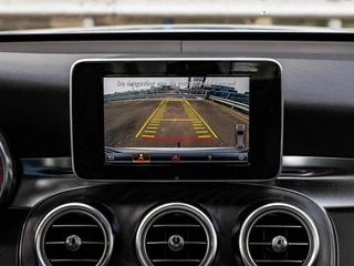 Mercedes-Benz GLC-klasse 250 4MATIC Premium Plus AMG | Panoramadak | Trekhaak | Memory | Camera | Distronic Pro | 20" | Dealeronderhouden / 32