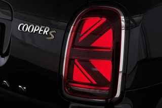 MINI Countryman 1.5 Cooper S E ALL4 Panoramadak Harman Kardon Head-Up Stoelverwarming / 25