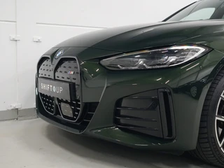 BMW i4 M50 84 kWh Schuifdak | Harman Kardon | CoPilot / 34