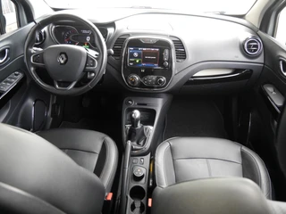 Renault Captur 0.9 TCe Xmod | Lederen bekleding | Stoelverwarming | Trekhaak | Keyless entry en start | Climate control | Navigatie | Extra getint glas | Regensensor / 8