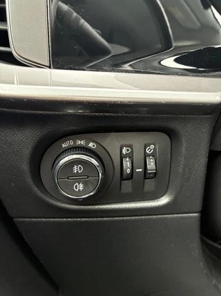 Opel Mokka 1.2 Turbo 130Pk Automaat GS-Line | Climate control | Navigatie | Stoelverwarming | Camera | Cruise control | PrivateGlas | Elektrisch pakket | 17" LM-Velgen / 30