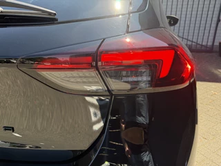 Opel Corsa 100pk GS (Camera - Keyless Entry - LED - Automatische Airco - Navigatie - Apple Carplay - Draadloos laden - Digitaal dashboard) / 38