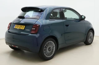 Fiat 500 1.0 Hybrid Icon | DEMO | Cruise control | Parkeersensoren | Hybride | Climate control / 2