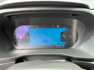 Volvo XC40 Extended Range Plus 82 kWh Camera | ACC | Keyless / 12