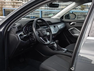 Audi Q3 35 TFSI Advanced | Panoramadak | Matrix LED | Camera | ACC | Virtual Cockpit | Apple CarPlay | Stoel-/stuurverwarming  | Navigatie | 18" | 1e Eig. / 11