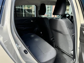 Suzuki Swift 1.2 Select Smart Hybrid / 15