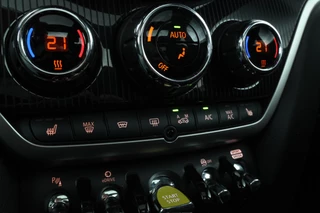 MINI Countryman Mini 1.5 Cooper S E ALL4 Chili  Panorama, Head Up, Automaat / 35