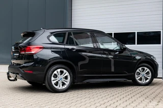 BMW X1 xDrive25e High Executive|1e EIGENAAR|STOELVERW.|AFN. TREKHAAK|HEAD-UP|ELEK. KLEP|CAMERA|LEDER / 40