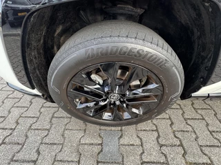 Toyota RAV4 2.5 HYBRID AWD BI-TONE PANO-DAK STOELVERW BLIND-SPOT 360° CAMERA PARK-SENSOREN APPLE/ANDROID EL-ACHTERKLEP / 12