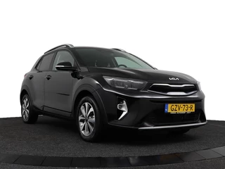 Kia Stonic 1.0 T-GDi MHEV DynamicPlusLine  - Apple Carplay/Android Auto - Cruise Control - Climate Control - Navigatie - Stuur/Stoel Verwarming - Fabrieksgarantie tot 01-2032 / 12