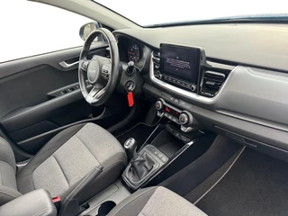 Kia Stonic 1.0 T-GDi MHEV DynamicLine | Climate Control | Camera | Cruise Control | LM Velgen | Apple Carplay | Android Auto / 12
