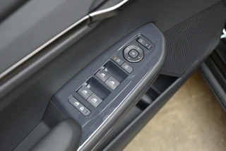 KIA Ev5 81,4 kWh 306pk AWD GT / 26