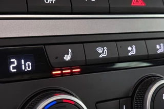SEAT Ateca 1.5 TSI FR Business Intense Automaat Trekhaak Pano Leder Stoelverwarming / 25