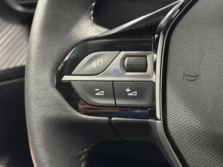 Peugeot e-2008 EV Allure Pack 50 kWh 3 FASE 92% SOH CAMERA ECC CRUISE CARPLAY NAVI LM. / 20