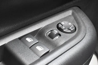 Citroën C3 Turbo 100pk You Airco | Parkeerhulp | Cruise controle | 8 Jaar Citroen We care garantie / 12