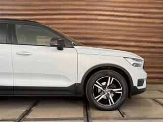 Volvo XC40 1.5 T3 R-Design | Pano | Winterpakket | Elektr voorstoelen+memory | Camera | Carplay / 15
