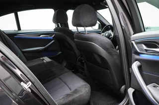 BMW 5-serie 530e xDrive M-Sport | CAMERA | TREKHAAK | DAB | APPLE / 14