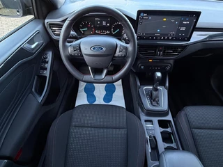 Ford Focus Wagon 1.0 EcoBoost Hybrid ST Line Carbon / 8