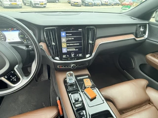 Volvo V60 2.0 T6 Recharge AWD Inscription  | Trekhaak | Pano | LED | Keyless | Adapt. Cruise | Apple/Android | Four C / 31