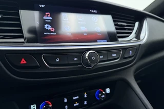 Opel Insignia Grand Sport 1.5 Turbo Business Executive | Climate Control | Camera achter | OPC Line pakket | AGR stoelen | Stoel- en stuurverwarming | Keyless Entry & Start | Navigatie / 25