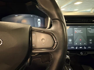Lynk & Co 01 1.5 / pano / navi / camera / Infinity / memory / elec klep / Apple Android carplay / 46