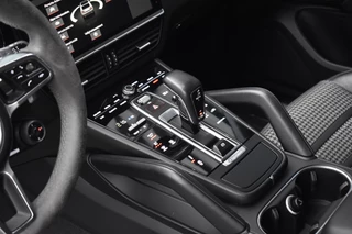 Porsche Cayenne Coupé 3.0 E-Hybrid Lightweight  | ACC | 22'' GT Design | Matrix PDLS+ | Carbon Dak | Luchtvering | 360 Camera | / 17