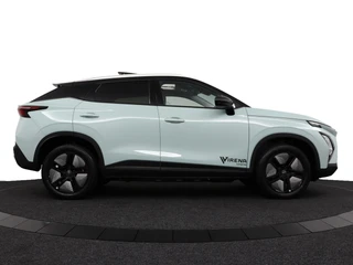 Omoda 5 EV Premium 61 kWh *DEMO* - Full Options! - Stuur-/stoelverwarming - Draadloze Apple Carplay of Android Auto - Schuif-/kanteldak - 7 jaar of 150.000km Fabrieksgarantie / 10