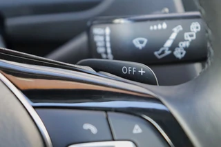 Volkswagen Tiguan 1.4 TSI ACT Highline Business R | Dealer Onderhouden | Led | Virtual | Stoelverwarming | Trekhaak | Carplay / 12
