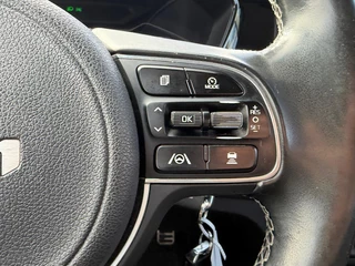 Kia Niro 1.6 GDi PHEV DynamicLine STOELVERWARMING - JBL - NAVI - CAMERA / 22