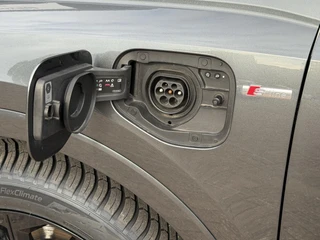 Audi Q3 45 TFSI e S edition I INCL. € 850,00 AFL.KOSTEN + BOVAG GARANTIE / 50