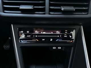 Volkswagen Polo 1.0 TSI Life Business Camera Stoelverwarming Navigatie DAB+ App-Connect / 21