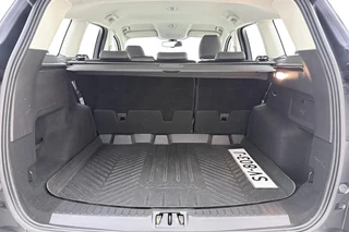 Ford Kuga 1.5 EcoBoost Titanium | Trekhaak | Achteruitrijcamera | Airco | Navigatie | Elektrische achterklep | Cruise control | Start/Stop bediening | Climate control | Parkeersensoren | Lederen/stof interieur | Stuurbediening / 11