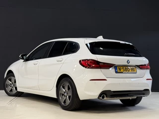 BMW 1 Series 116i Business Edition Zwarte grill | Apple Carplay | DAB+ | PDC V+A / 7