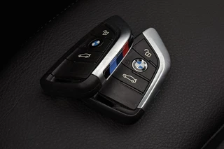 BMW X2 xDrive25e M Sport Panoramadak Head-Up Harman Kardon Elektrische Stoelen / 46