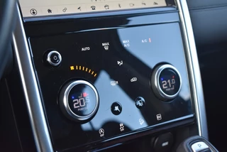 Land Rover Discovery Sport P300E 1.5 S LEDER / P.CAM./ APPLE CARPLAY / LED KOP / 28