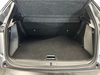 Peugeot e-2008 EV Allure Pack 50 kWh 3 FASE 92% SOH CAMERA ECC CRUISE CARPLAY NAVI LM. / 44