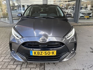 Toyota Yaris 1.5 Hybrid 115 First Edition Adaptive cruise ctrl / 6